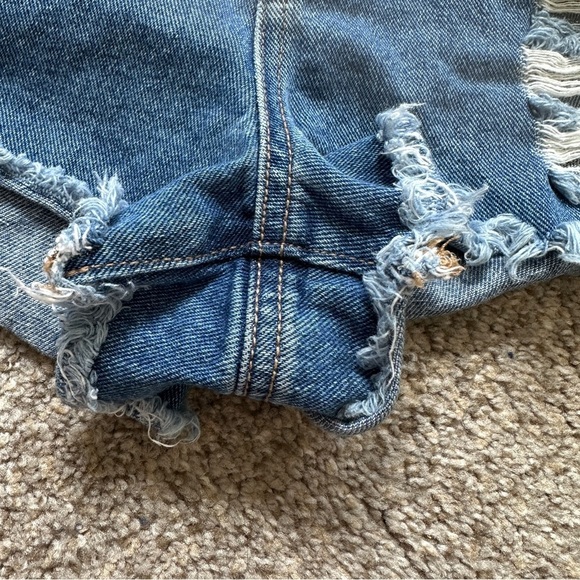 Pacsun High Rise Festival Distressed Denim Jean Shorts Medium Wash Women Size 27 - Picture 8 of 14